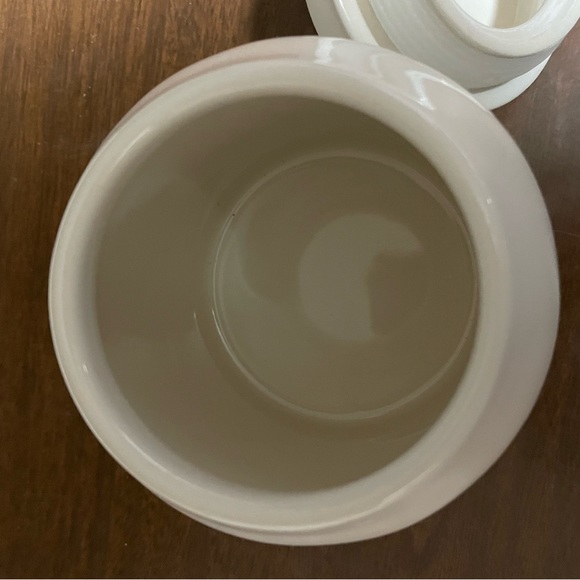 Rae Dunn Christmas BELIEVE Canister w/ Red Santa Hat & JOY Cup - Picture 4 of 11